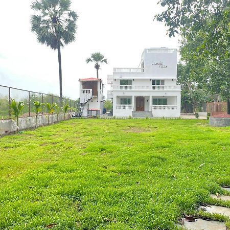 Classic Villa Palghar Экстерьер фото