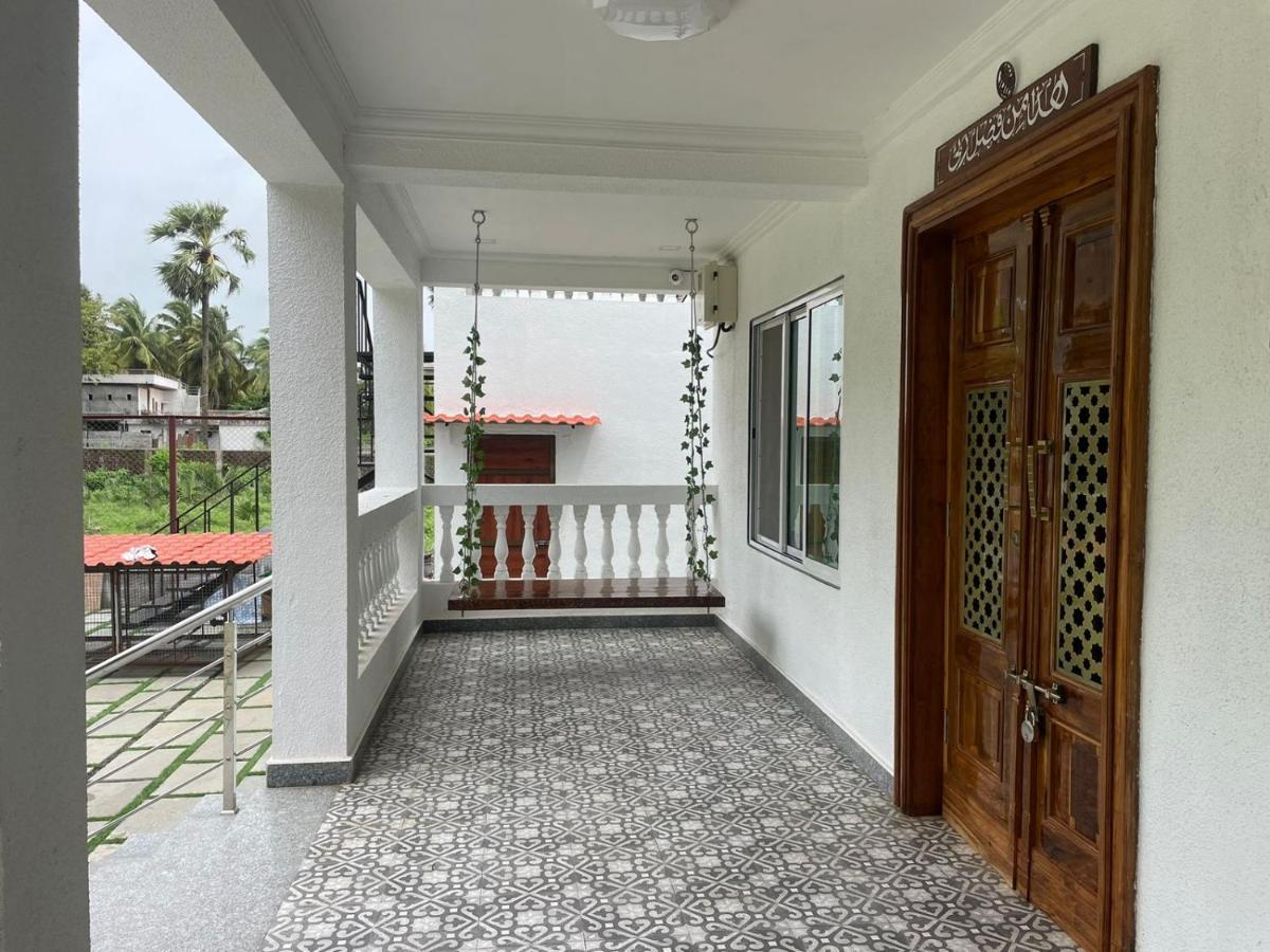 Classic Villa Palghar Экстерьер фото
