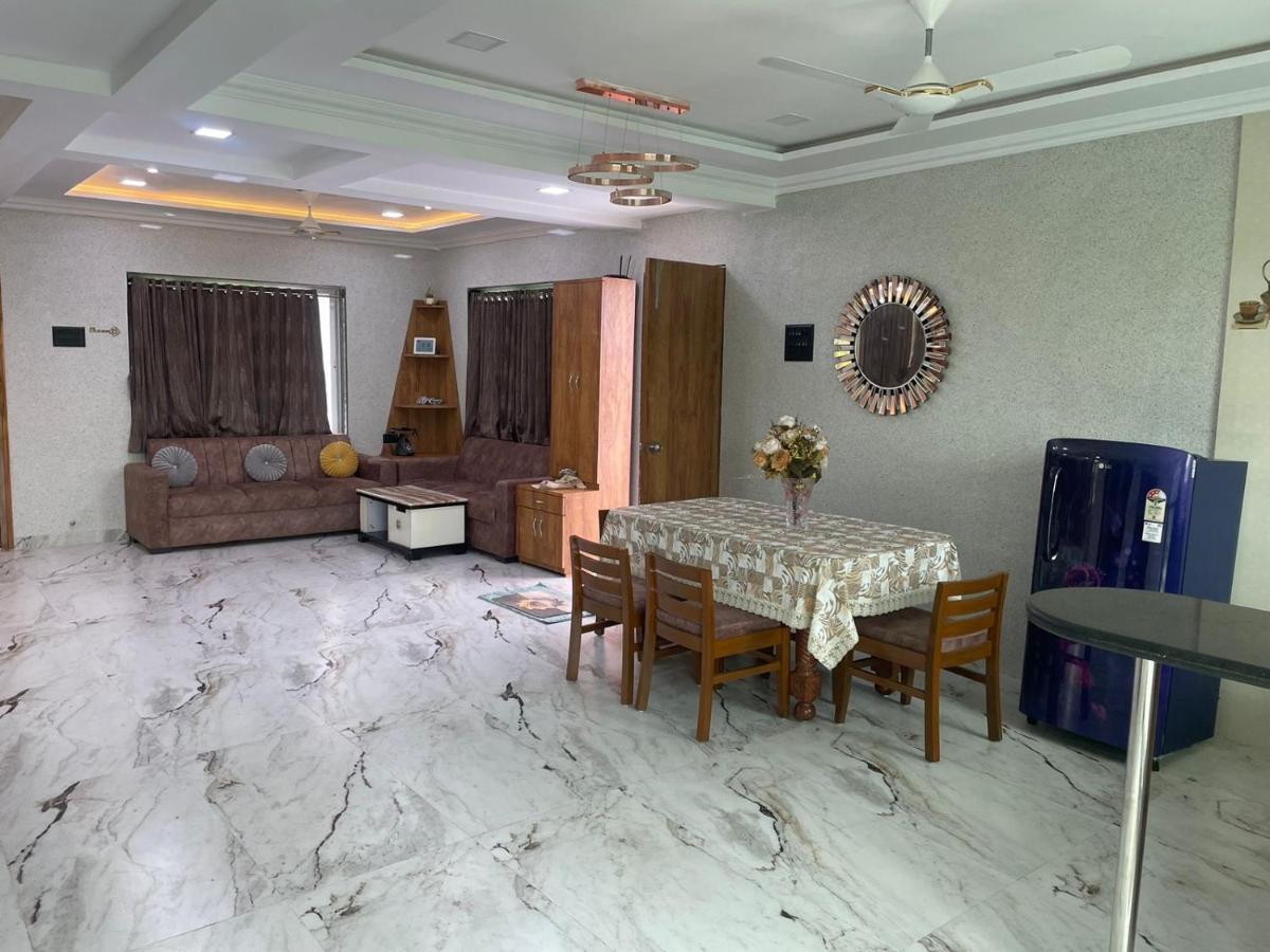 Classic Villa Palghar Экстерьер фото